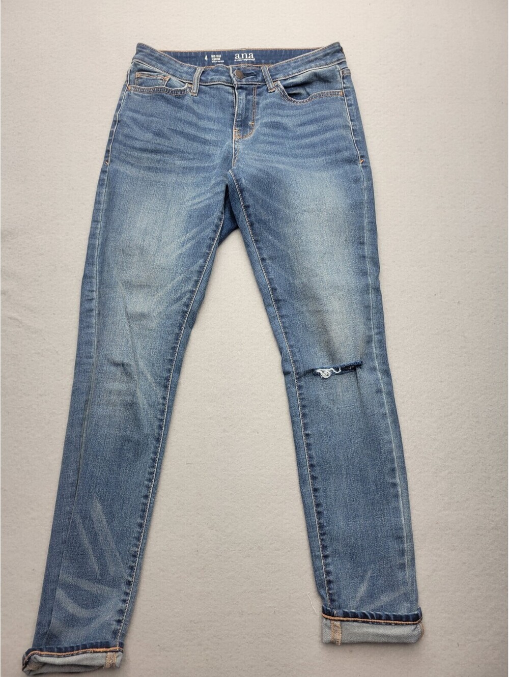 a.n.a Women's Jeans Size 4 Blue Jegging Distressed Zipper Mid Rise